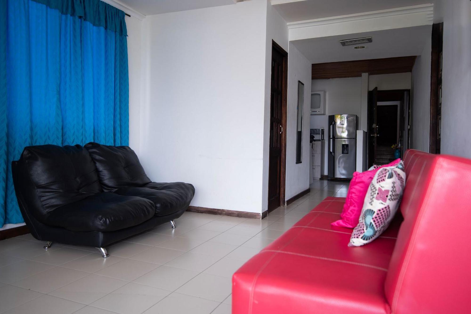 Apartamento Bueno, Bonito Y Barato Cartagena Екстер'єр фото